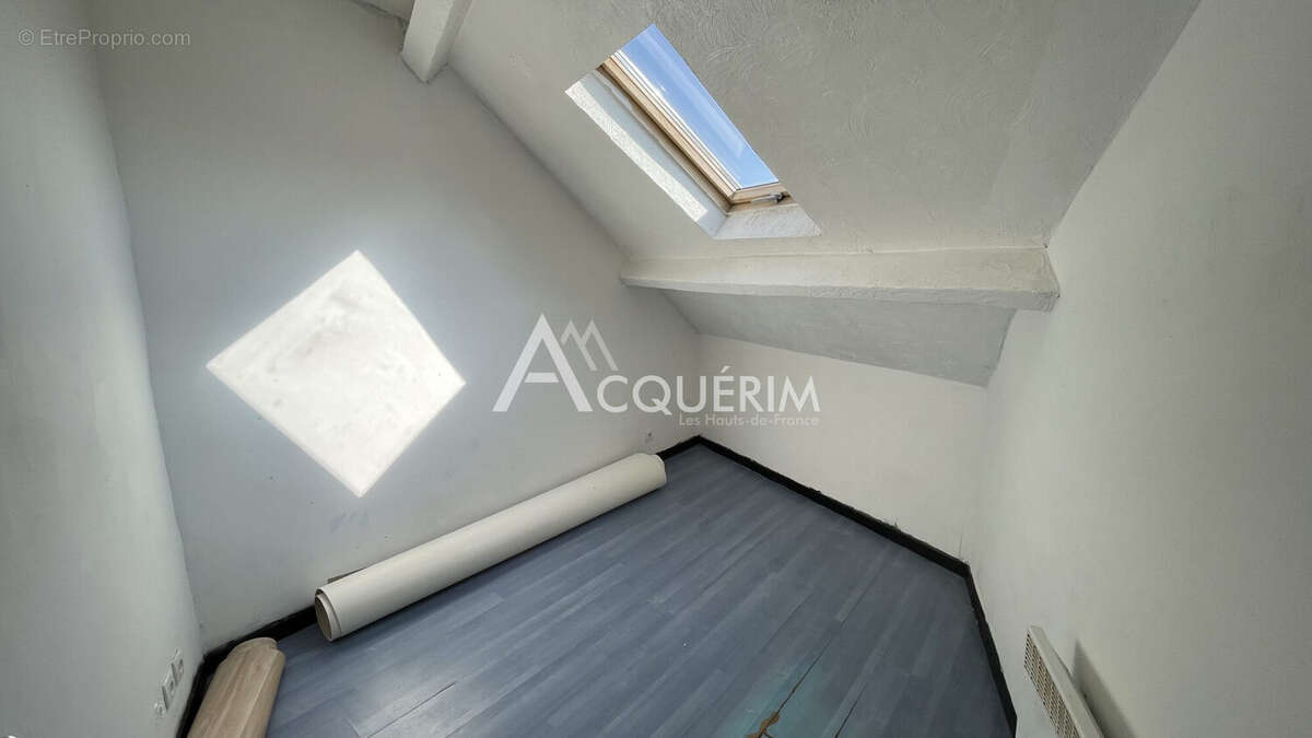 Appartement à PONT-A-VENDIN