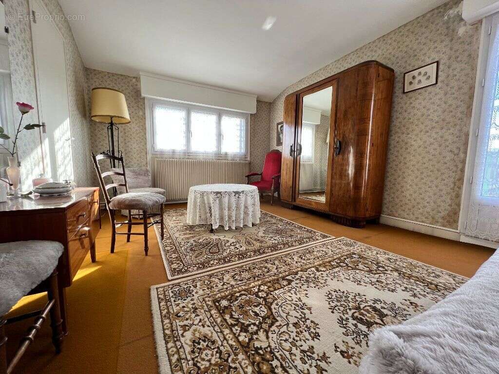 Maison à NEUILLY-SUR-MARNE