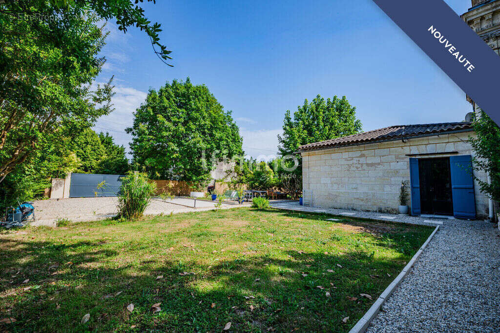 Propriété en pierre de caractère avec dépendance - photo 11