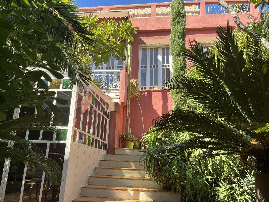 Maison à MARSEILLE-8E