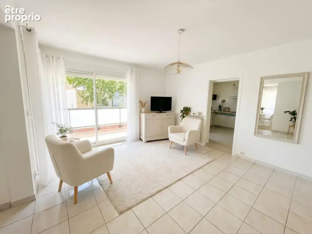 Bel appartement t 4 terrasse et garage - photo 3
