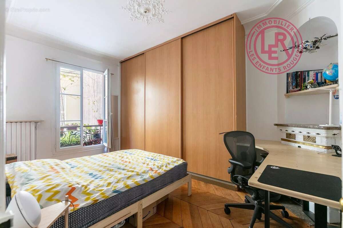 Appartement à PARIS-11E