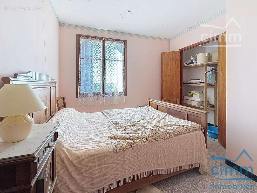 Maison à FERRASSIERES