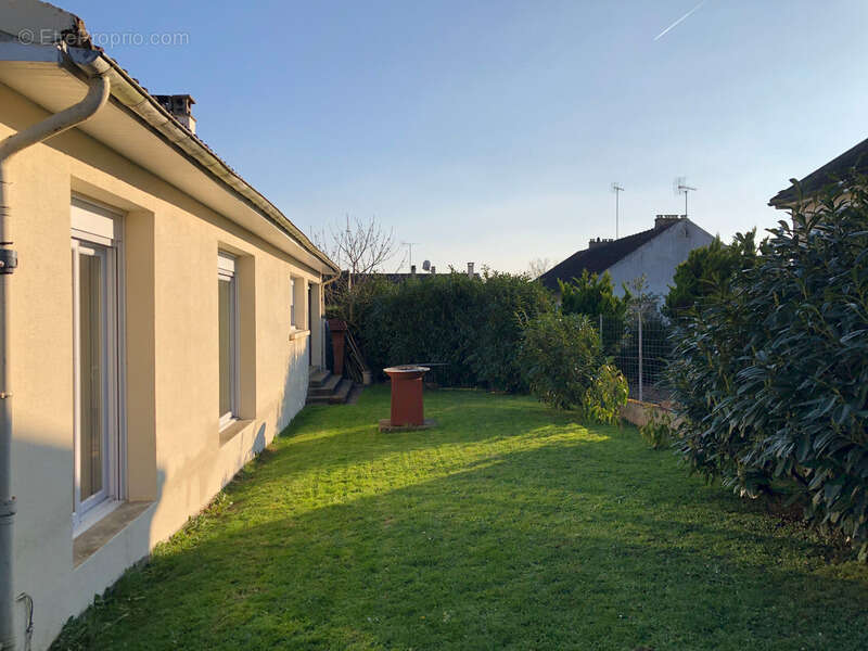 Maison à CHATEAU-LANDON