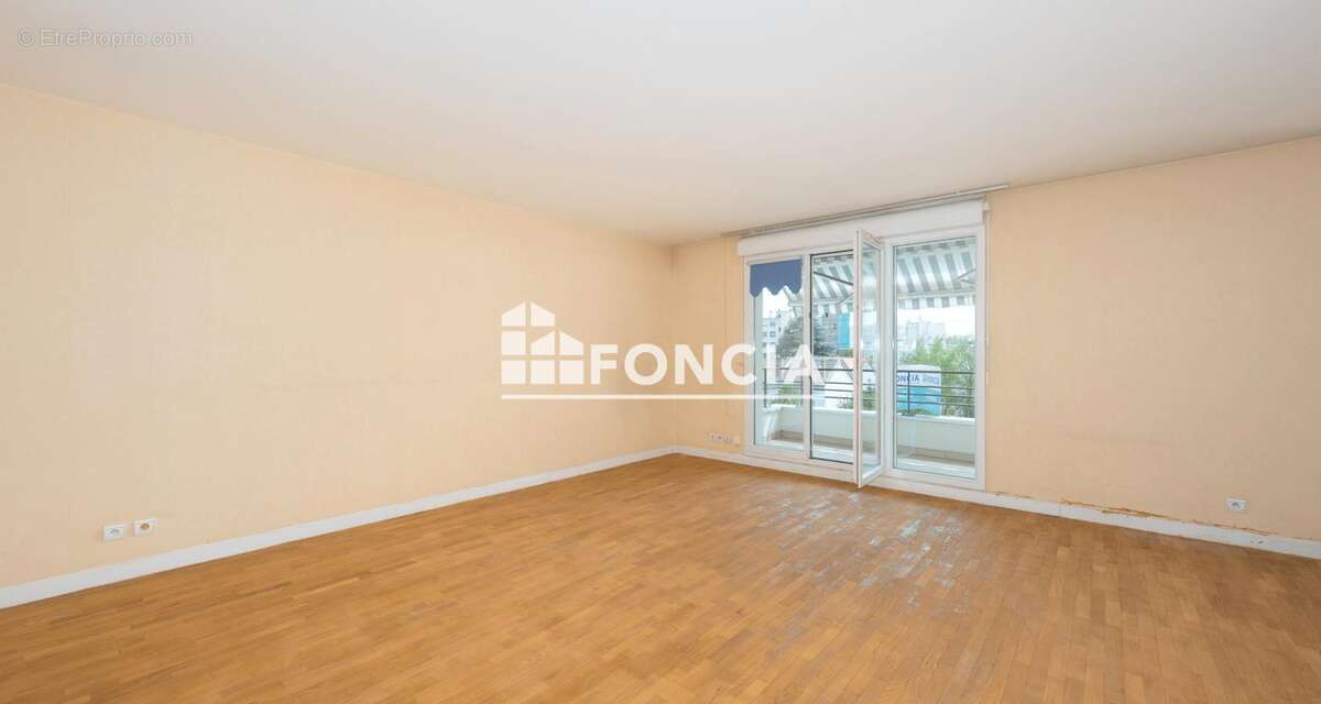 BOURG-LA-REINE – Centre-ville – Appartement familial de standing - photo 7