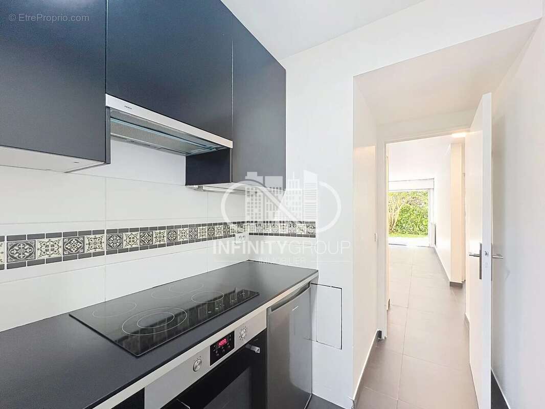 Appartement à VALLAURIS