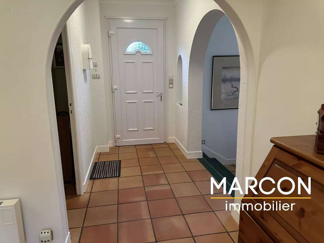 Maison à SAINT-SULPICE-LAURIERE