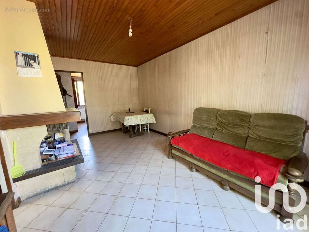 Photo 3 - Maison à SARTROUVILLE