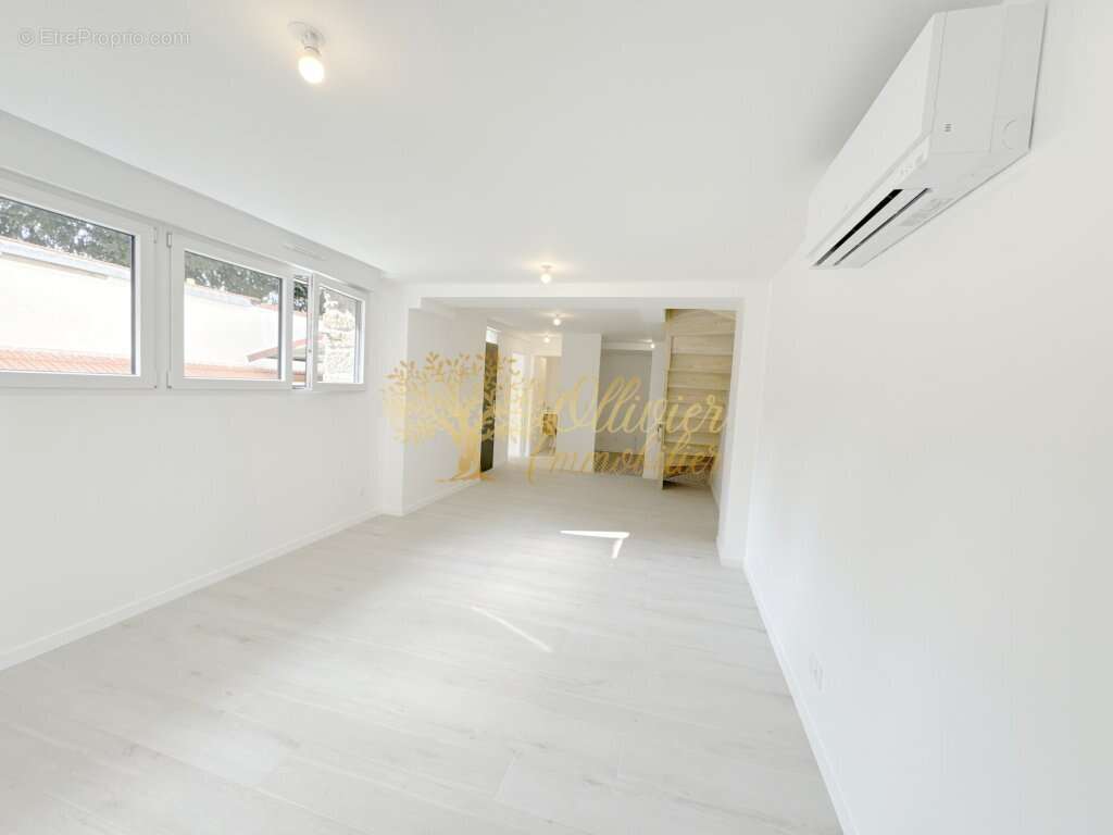 Appartement à LE PERREUX-SUR-MARNE