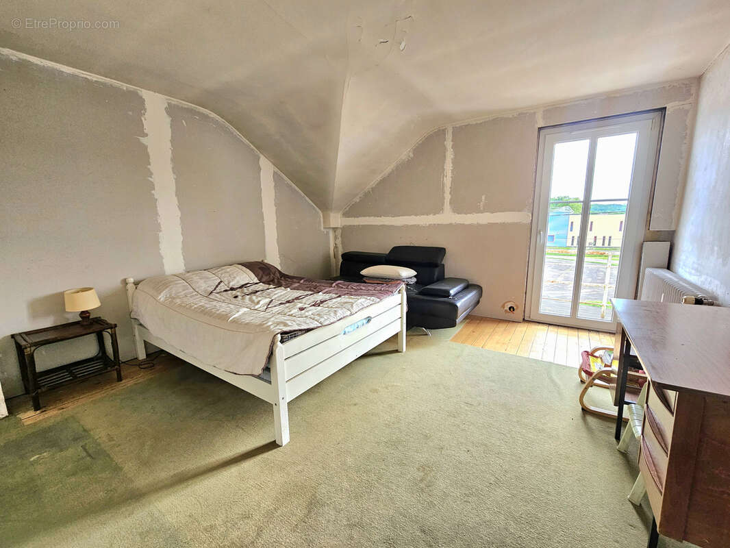 Maison à CHAMPAGNEY