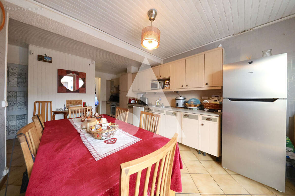 Maison à CORBEIL-ESSONNES