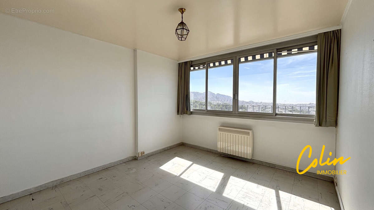 Appartement 92 m² à Marseille-9e  - photo 5