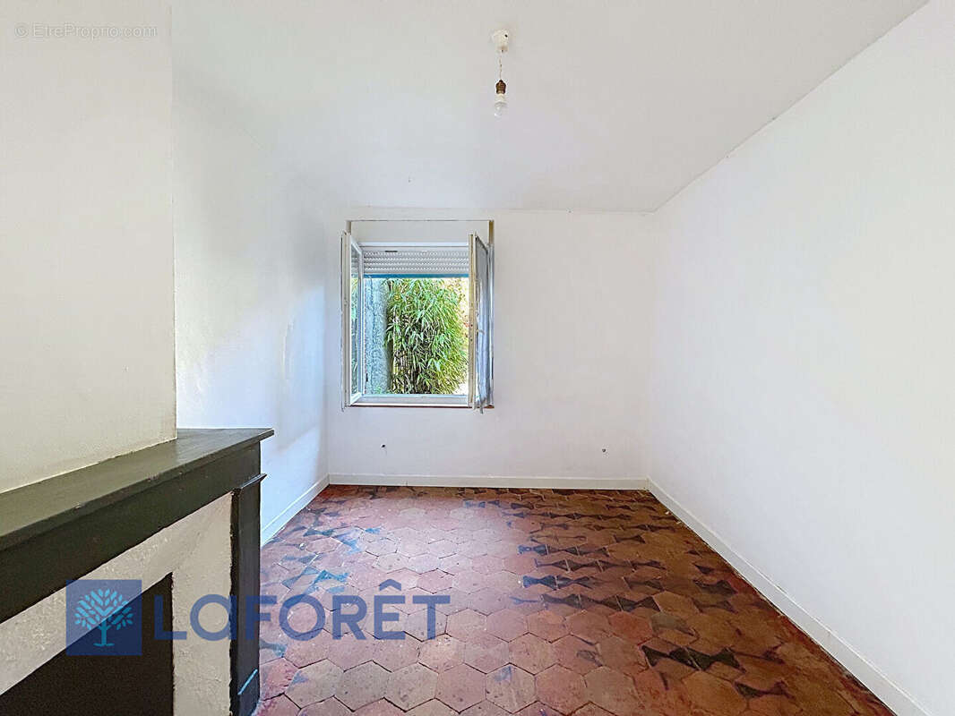 Maison à MONTIGNY-SUR-AVRE