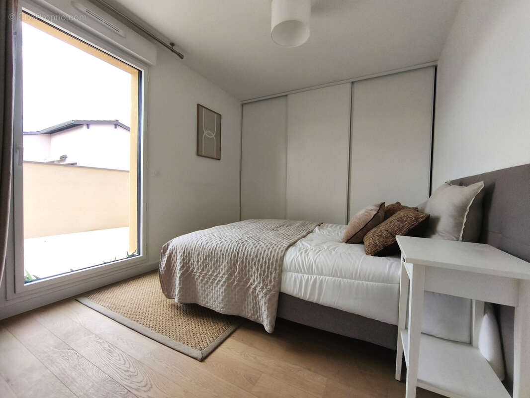 Appartement à CRAPONNE