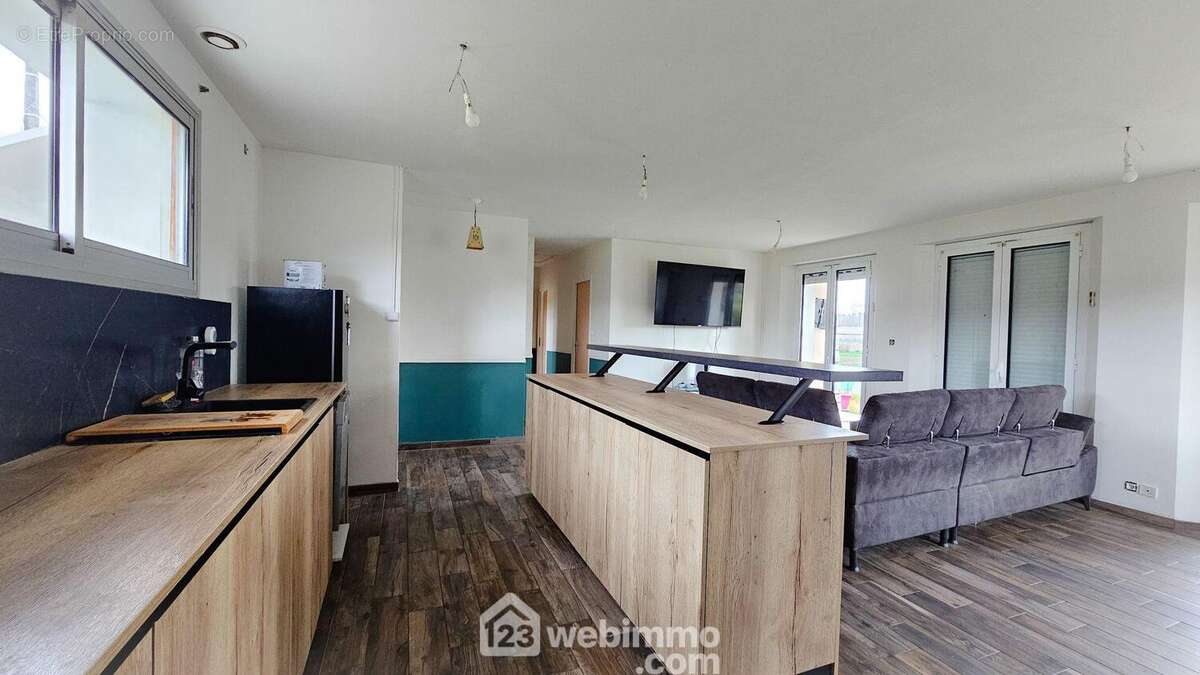 Maison à LESTELLE-BETHARRAM