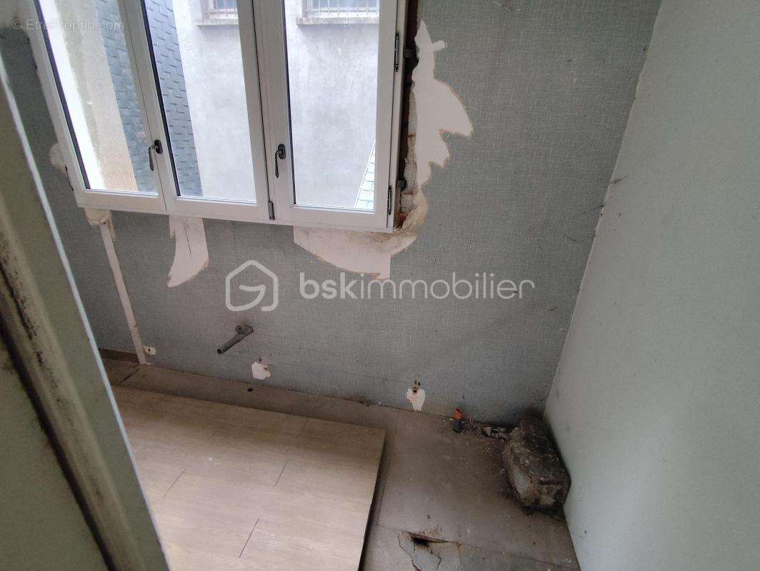 Appartement de 124 m2 Centre Ville à rénover - photo 10