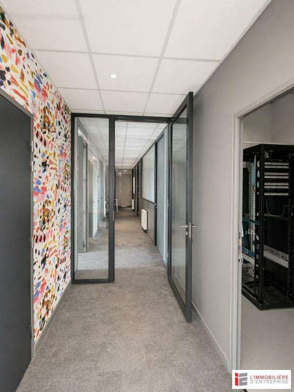 Bureaux a vendre - photo 3