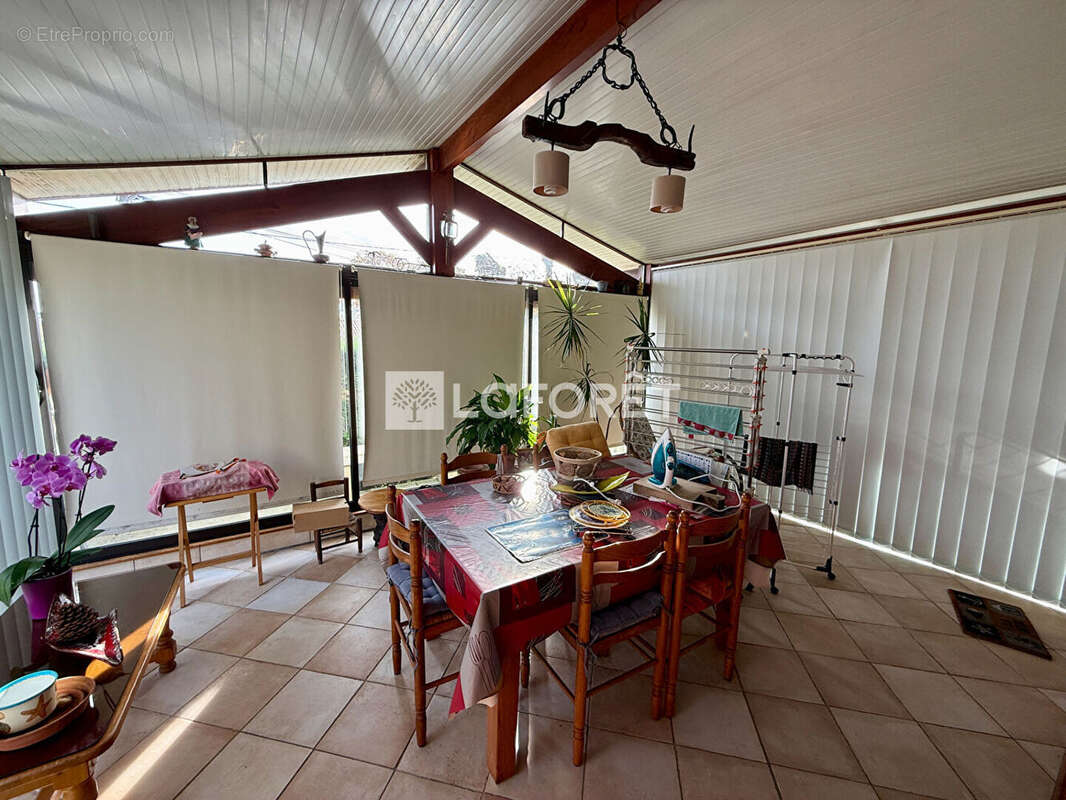 Maison à SAINT-MICHEL-DE-RIEUFRET