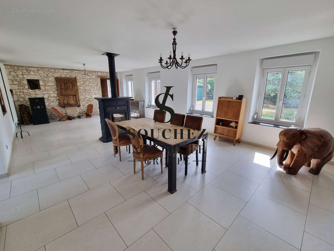 Maison 189 m² à Camblain-L'abbe  - photo 2