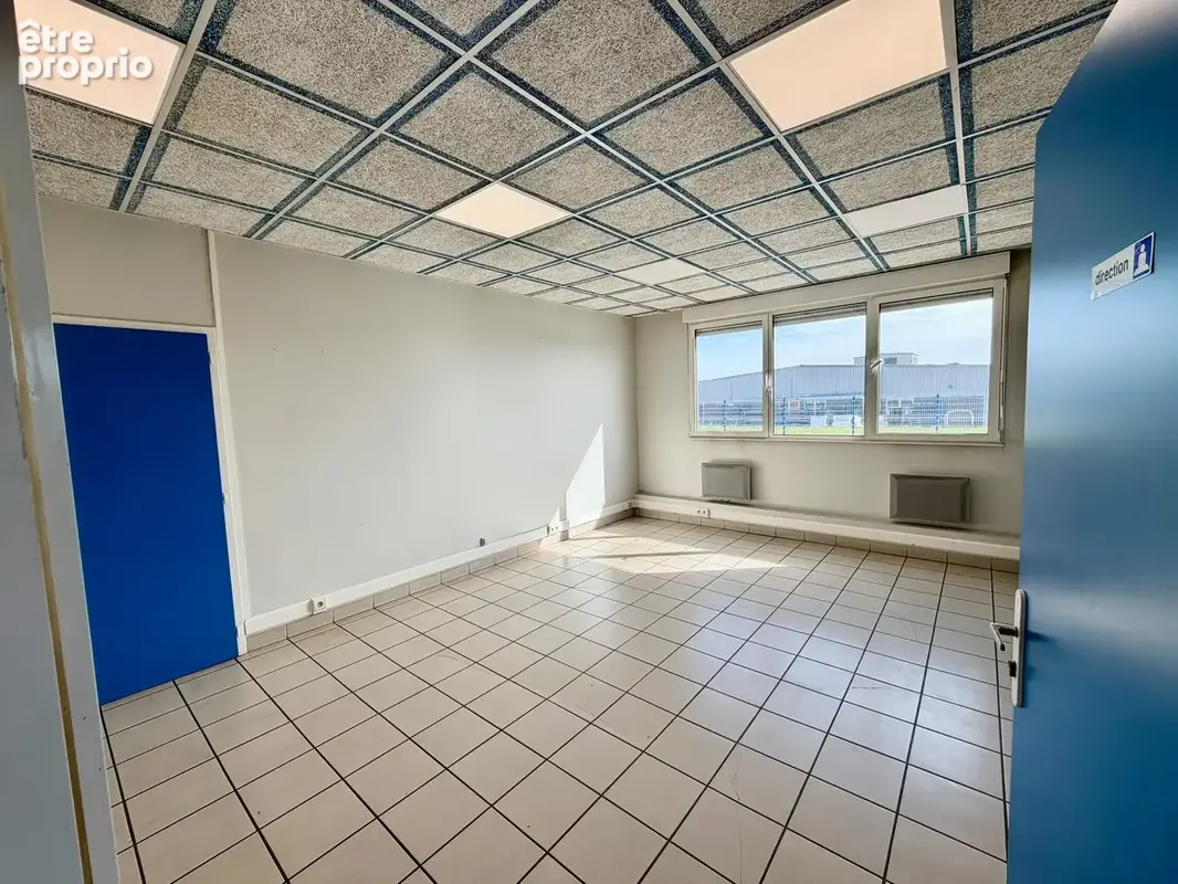 Vente ensemble immobilier industriel de 3 660 m2, sur terrain de 21 181 m2 LURE - photo 9