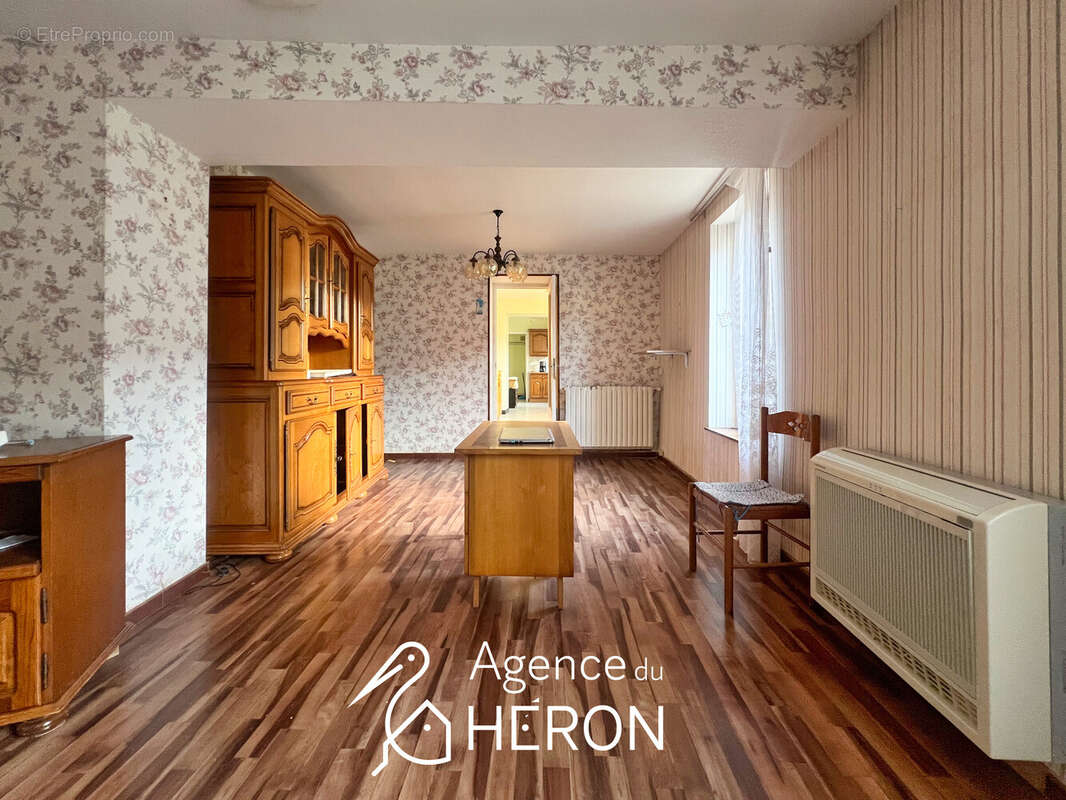 Maison à BEAUMONT-DU-GATINAIS