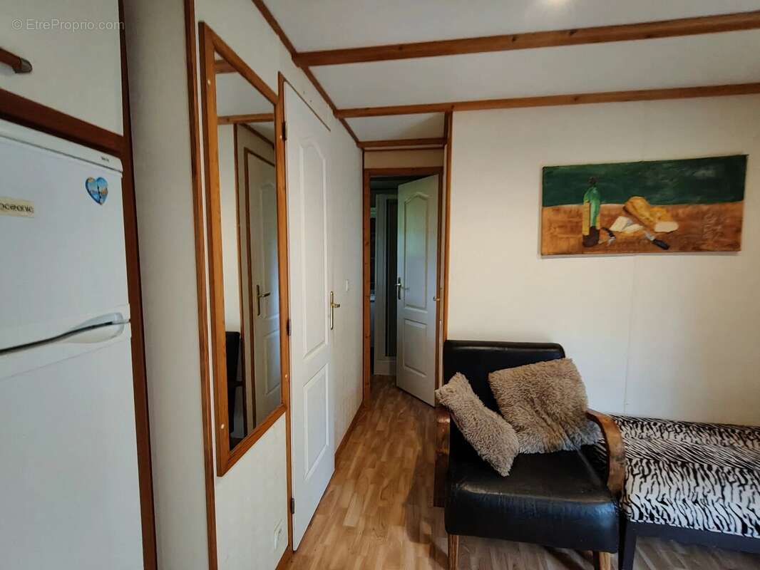 Maisonnette avec 2 étangs - photo 9
