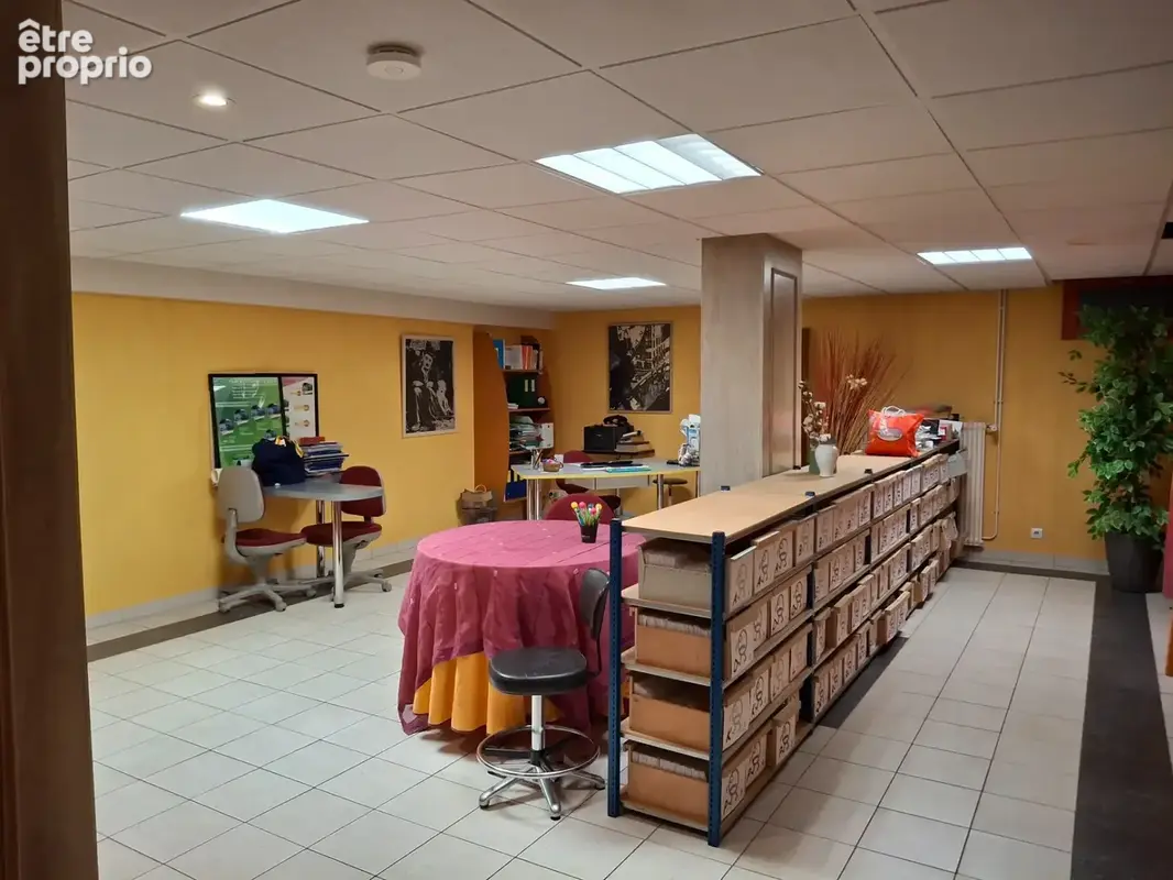 Local commercial polyvalent – Résidence Couronne de Gigny - photo 10