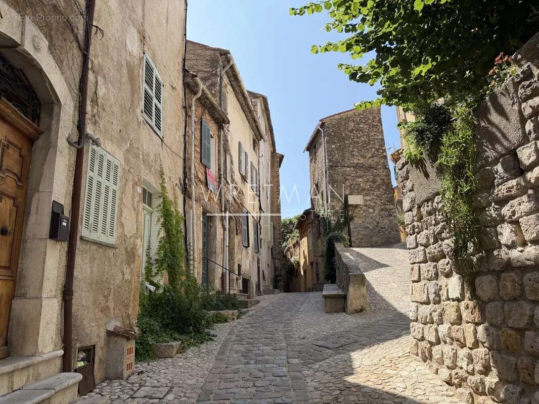 Maison de village avec terrasse et vue panoramique - SEILLANS - photo 2