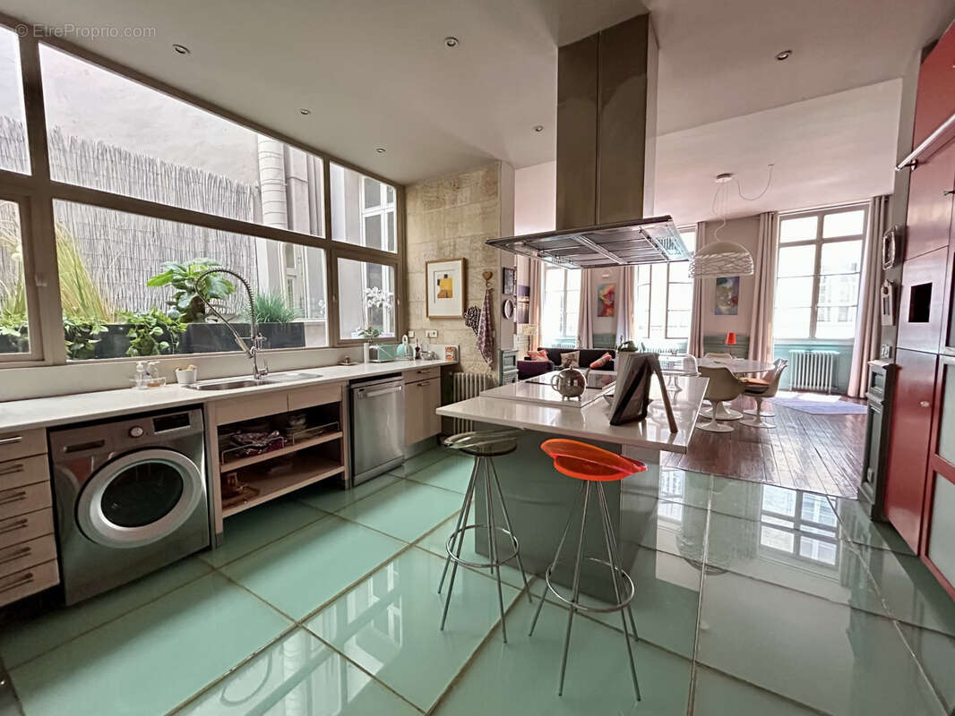 Appartement à BORDEAUX