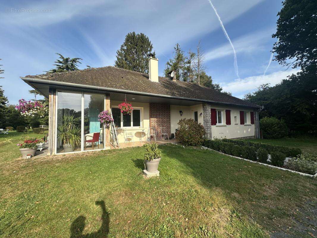 Maison à QUETTEVILLE