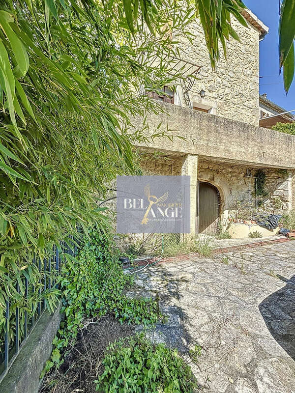 Maison à SAINT-PAUL-LE-JEUNE