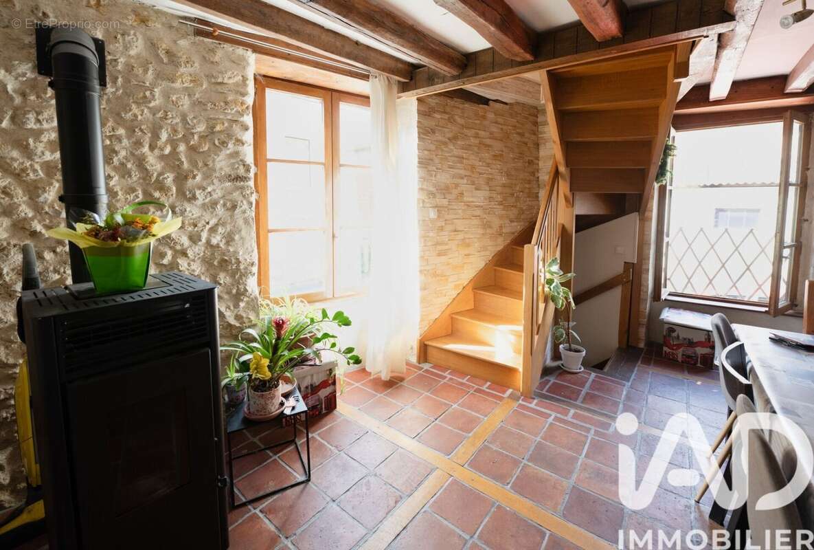 Photo 2 - Maison à BEAUMONT-SUR-SARTHE