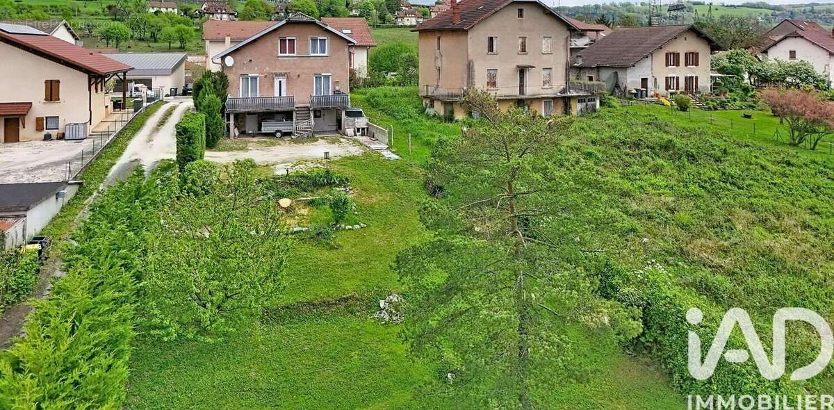 Photo 3 - Maison à INJOUX-GENISSIAT