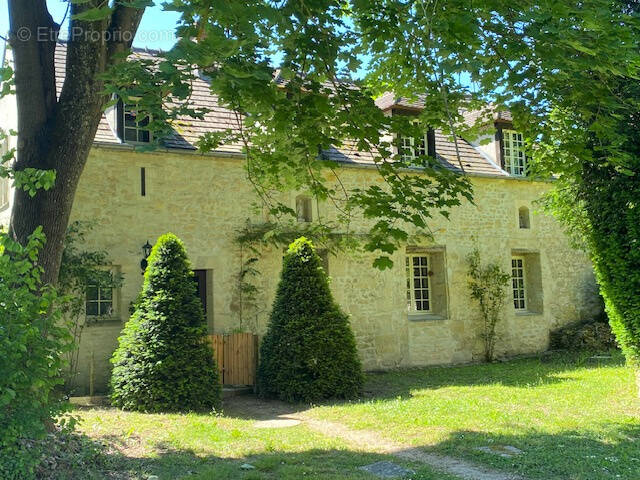 Appartement à COURTEUIL