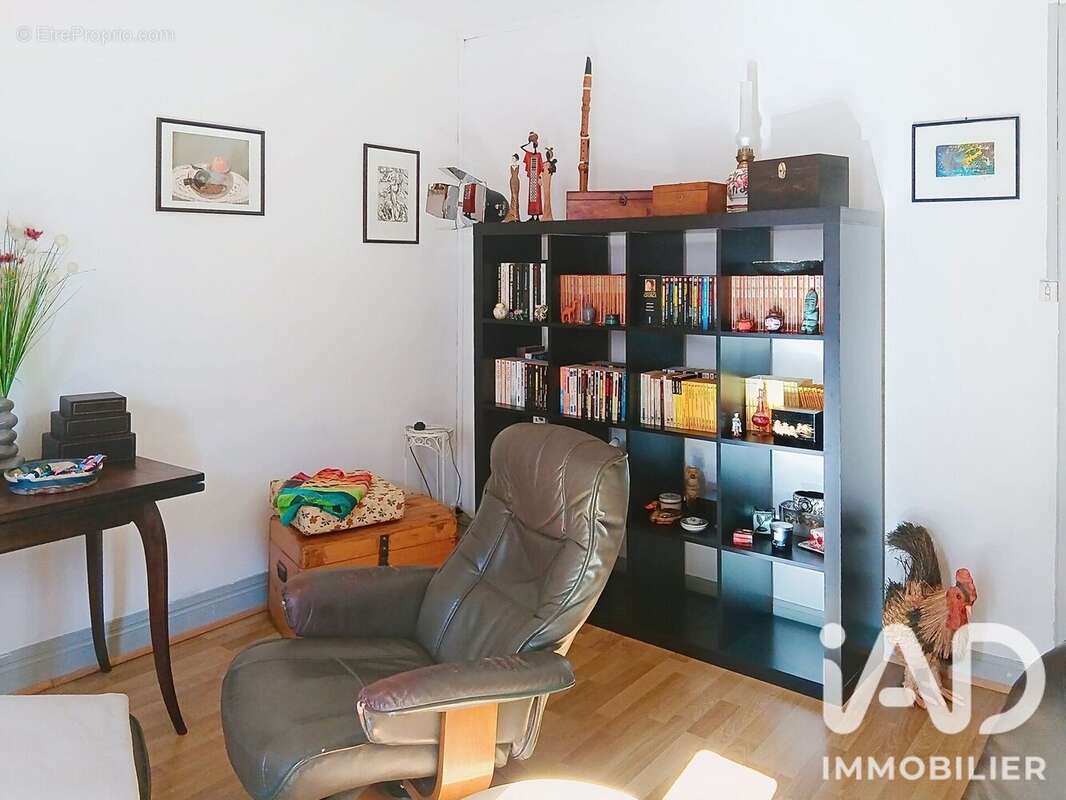 Maison 389 m² à Gibles  - photo 9
