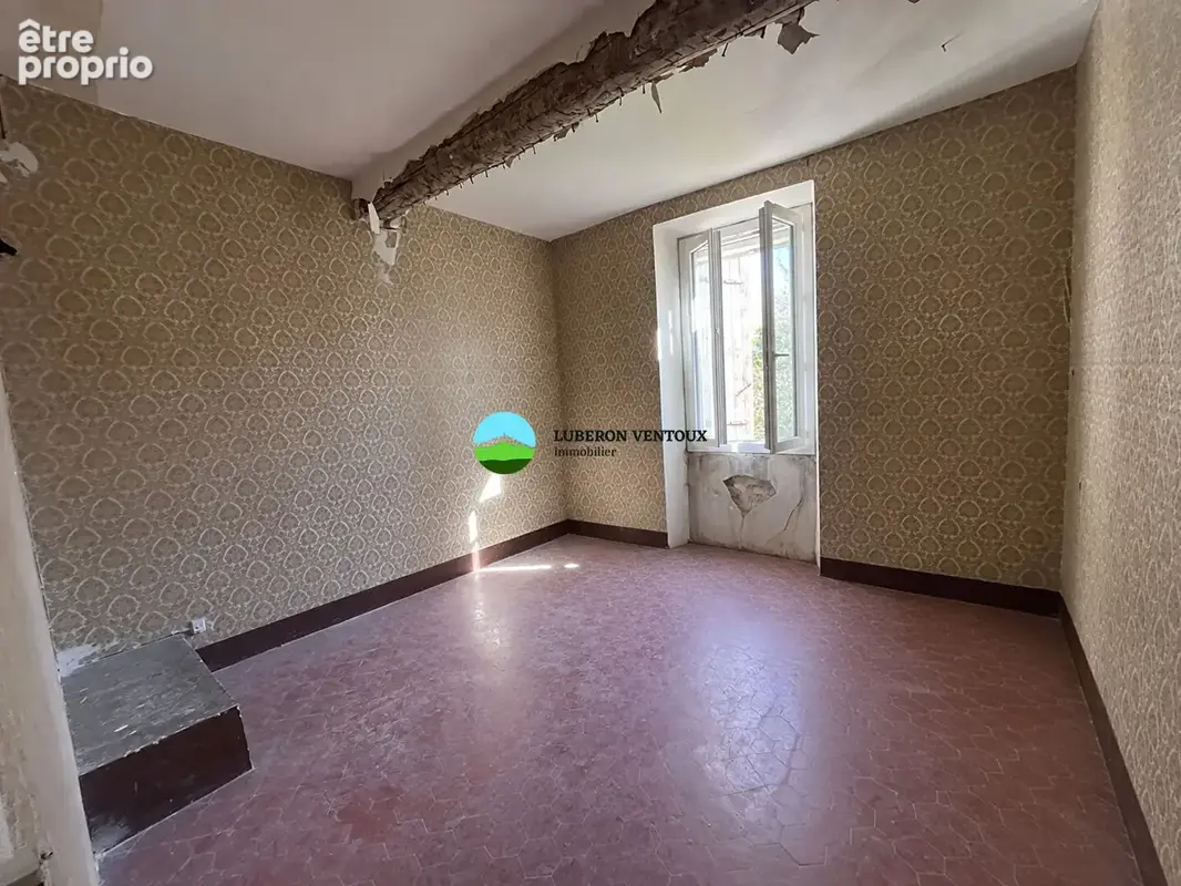 En exclusivite saint didier maison de village en pierre 150 m²  avec jardin clos et arboré. - photo 6
