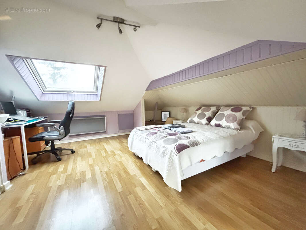 Maison à SAINT-BONNET-DE-MURE