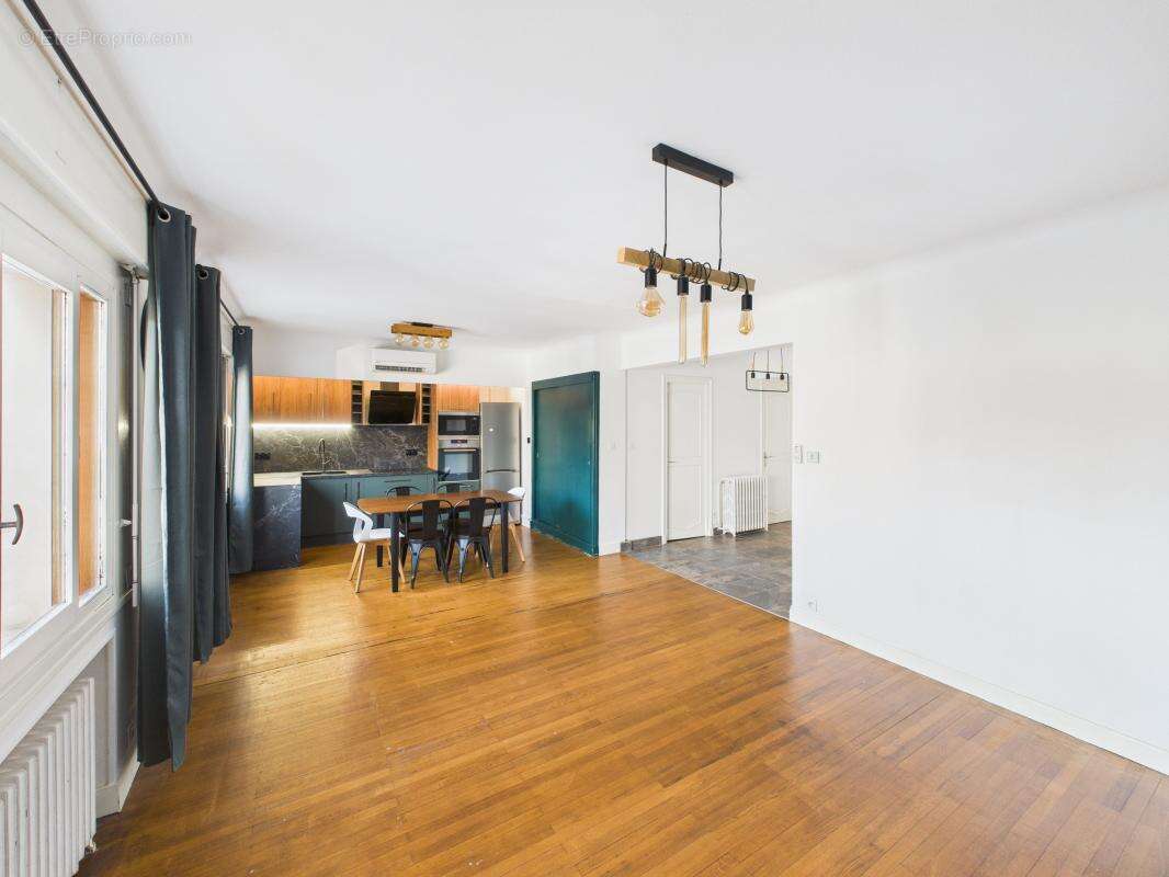 Appartement à AIX-LES-BAINS