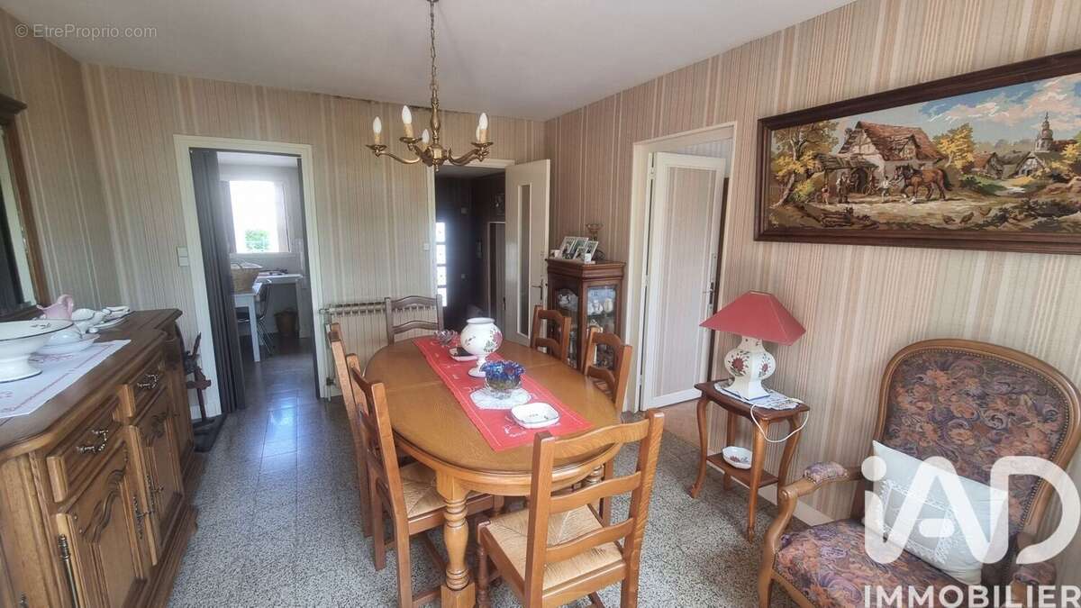 Photo 4 - Maison à GUEUGNON