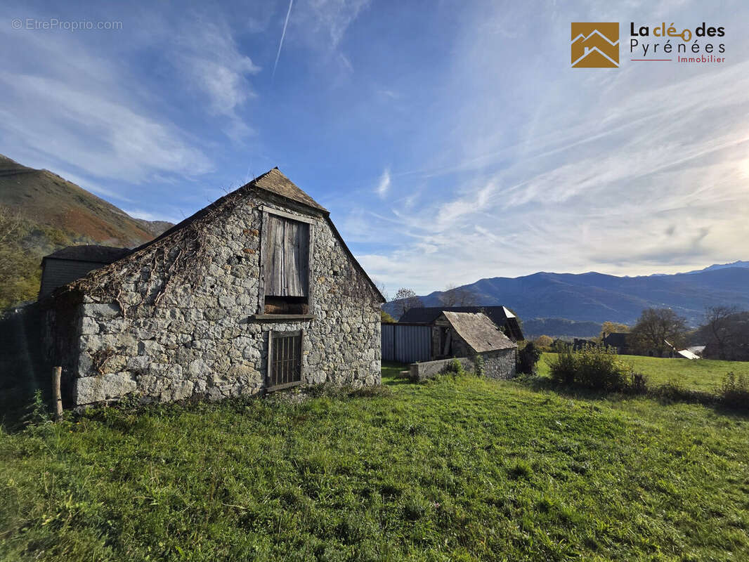 Maison à SALLES