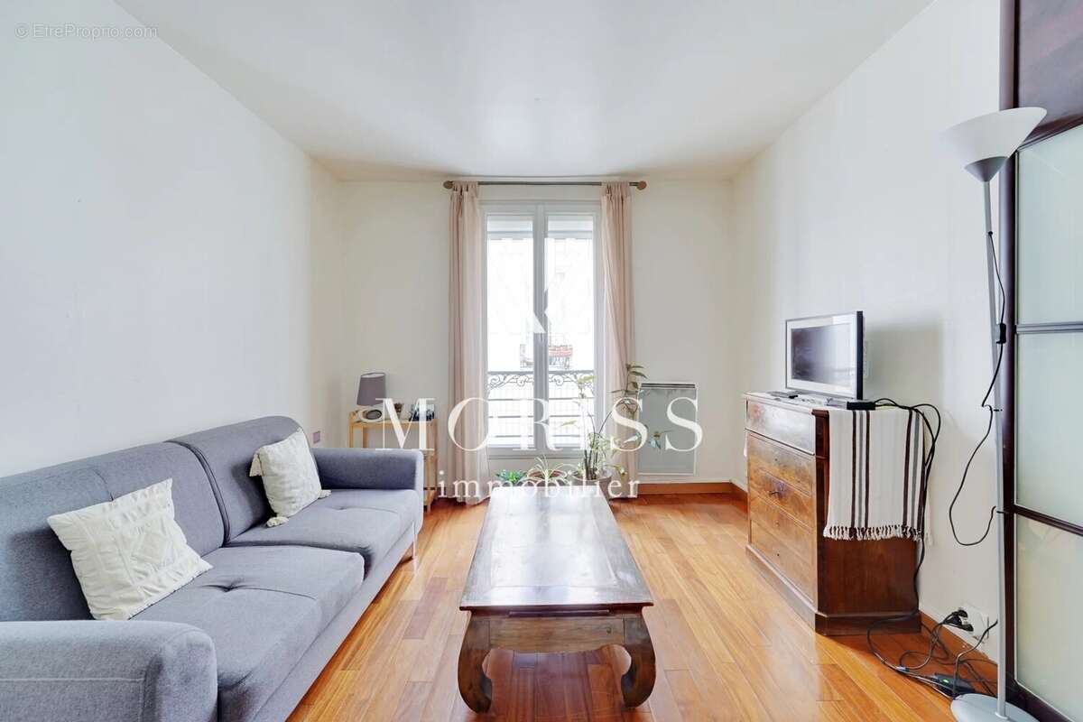 Appartement à PARIS-10E
