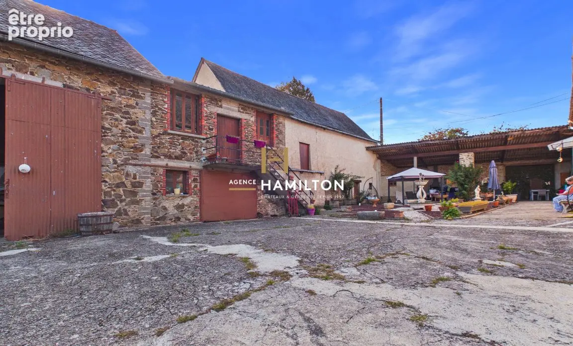 Ancien corps de ferme en pierre - 200 m² - 1,2 ha de terrain - photo 13
