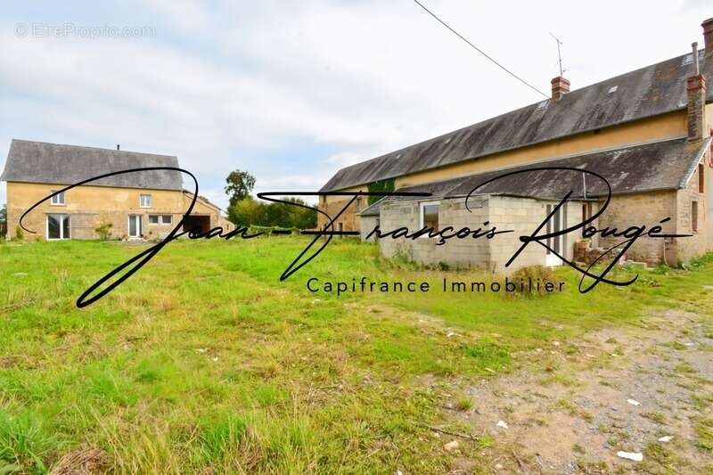 Saint-André de Bohon, ensemble immobilier composé de deux maisons sur 1,3 hectare de terrain !!! - photo 10