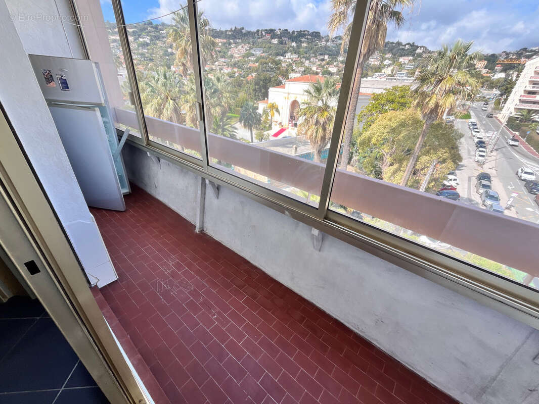 Appartement à VALLAURIS