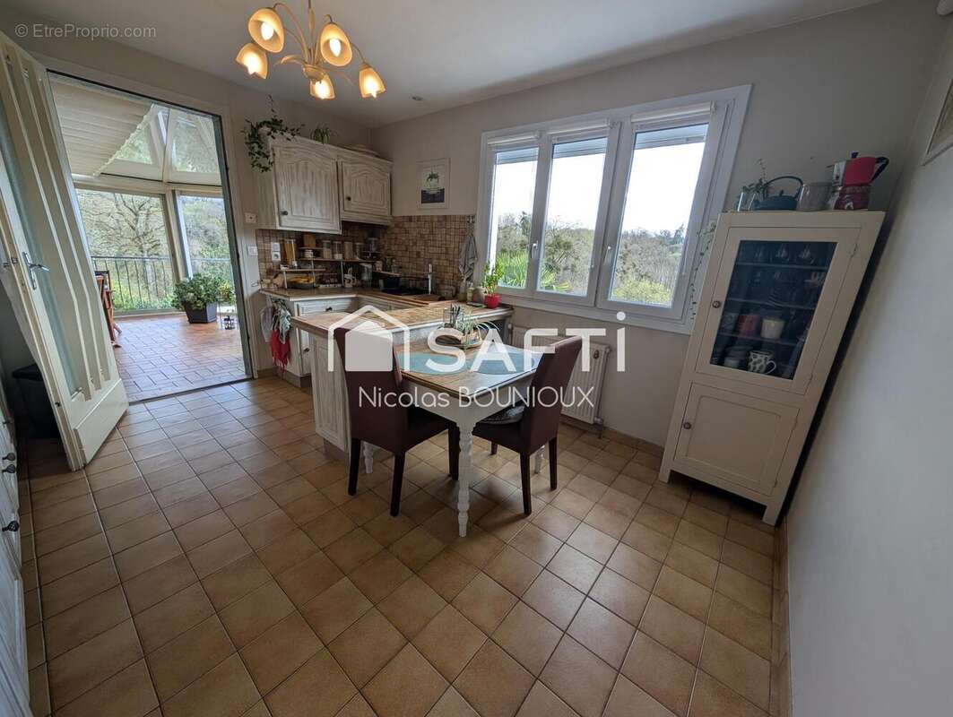 Photo 7 - Maison à BERUGES