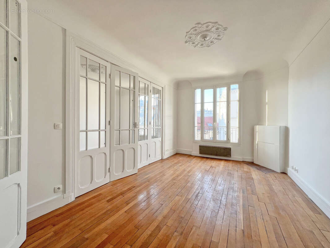 Appartement à ASNIERES-SUR-SEINE