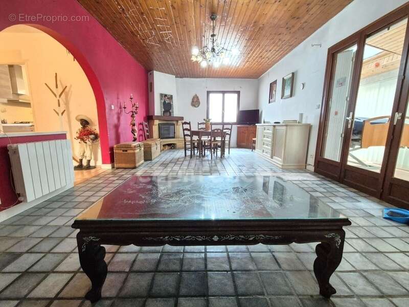 Maison à BARZAN
