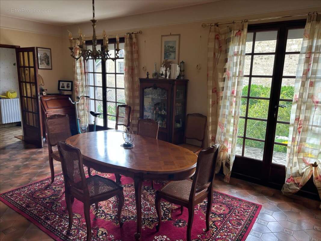 Maison à MARIGNY-BRIZAY