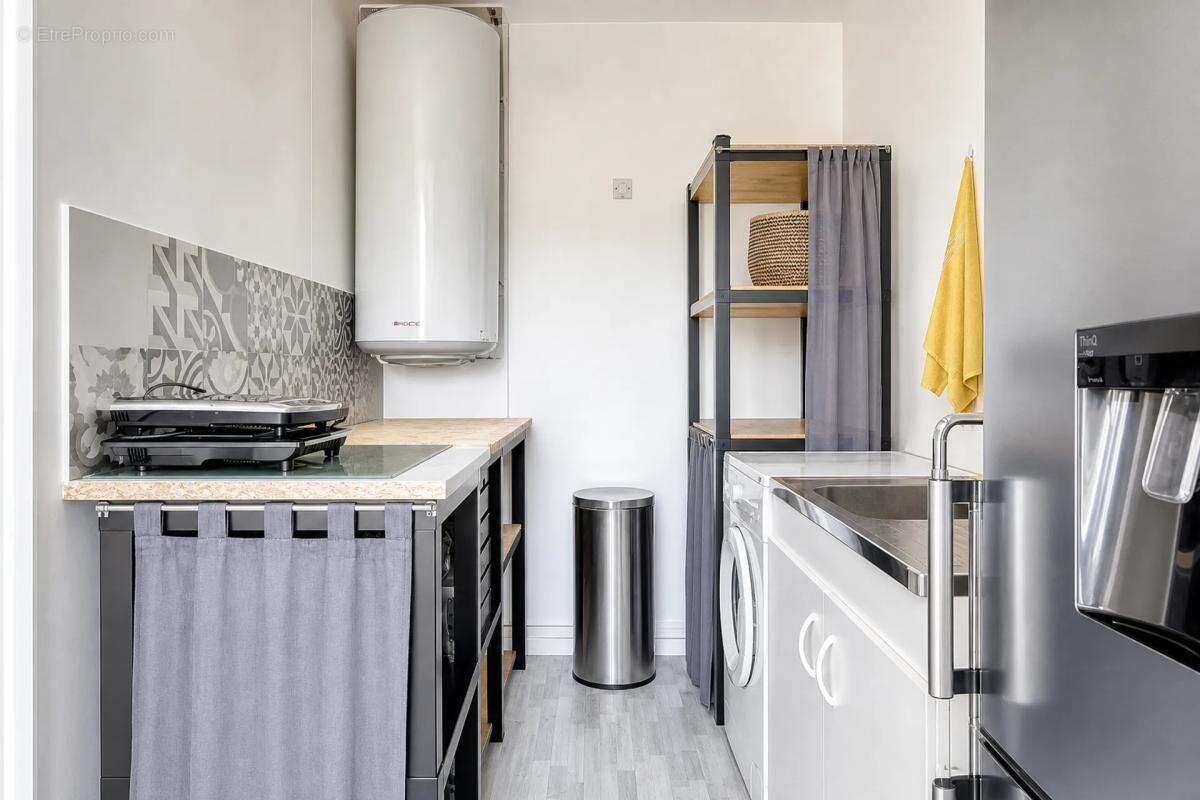 Appartement à VAL-DE-REUIL