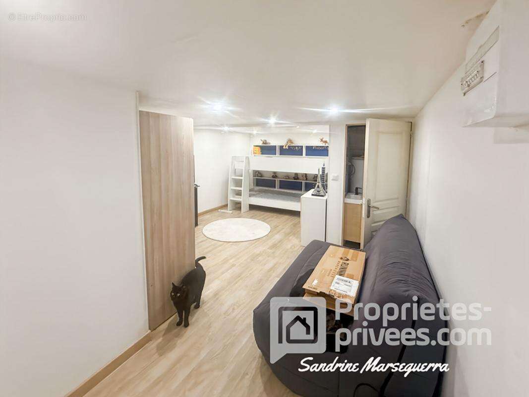 Maison à SAINT-LAURENT-DU-VAR